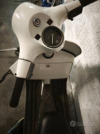 Vespa px125