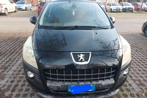 Peugeot 3008 anno 2011 cambio manuale 249mila km