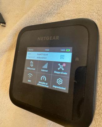 Netgear Nighthawk M6 Pro 5G WiFi 6E come nuovo