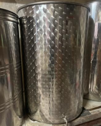 Contenitori acciaio per olio o vino da 400L e 500L