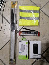 KIT auto moto powerbank torcia tergicristallo gi