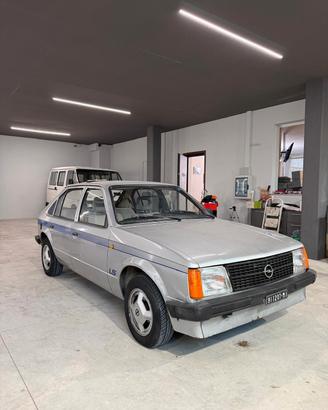 Opel Kadett D 1.2 LS