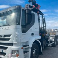 Iveco stralis at260s45y/ps