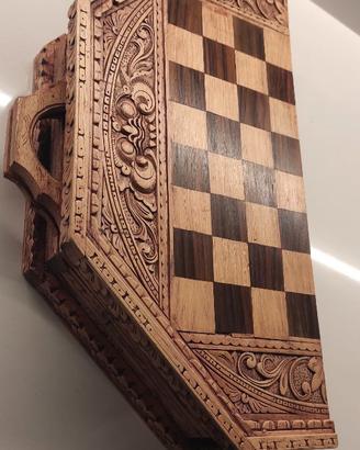 Tavolino Scacchiera e Backgammon in legno intaglia