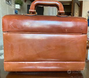 Beauty-case anni 70 in pelle