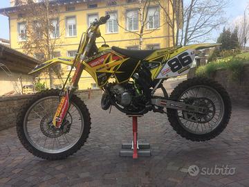 Suzuki rm 125