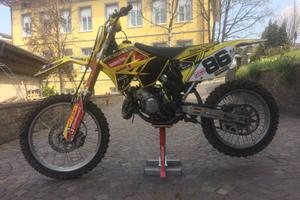 Suzuki rm 125