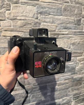 Polaroid ee44