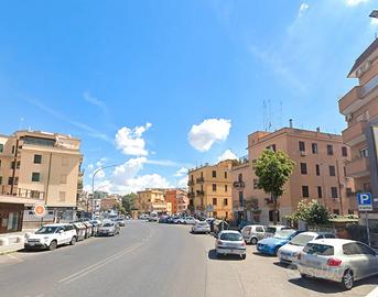 Battistini trilocale con balcone