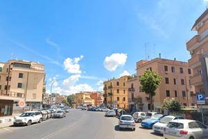 Battistini trilocale con balcone