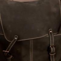 zaino in scamosciato