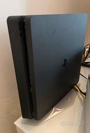 PlayStation 4 slim+2 controller+est. Garanzia 2026