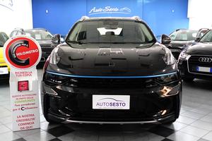 Lynk and Co 01 1.5 BZ 261 CV PHEV 01