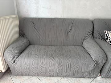 Divani in pelle color crema