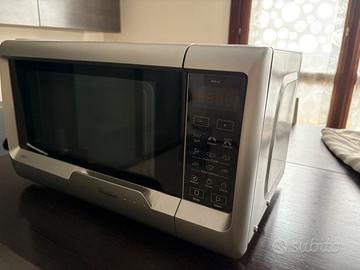 Microonde Whirlpool MWD 122 SL  20L 700W