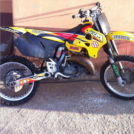 Suzuki 125