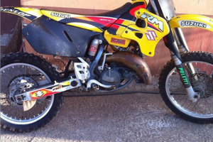 Suzuki 125