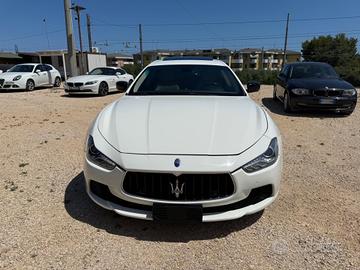 Maserati Ghibli Diesel 275 CV 19.999€ PERMUTE