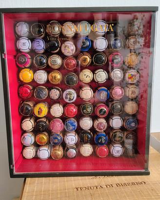 teca con tappi champagne