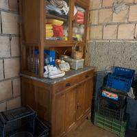 Cassettiera e credenza