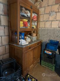 Cassettiera e credenza