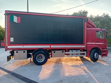 Motrice mercedes 1828 atego