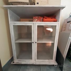 vetrinetta portatelevisore