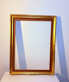 Cornice dorata vintage decorativa stile classico