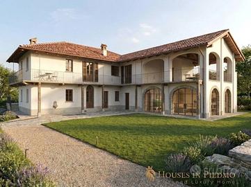 Rustico / Casale di 272 m² con 5 locali a Sinio