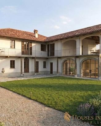 Rustico / Casale di 272 m² con 5 locali a Sinio
