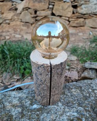 stupenda lampada artigianale in tronco di castagno