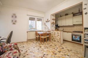 2 LOCALI A GARBAGNATE MILANESE