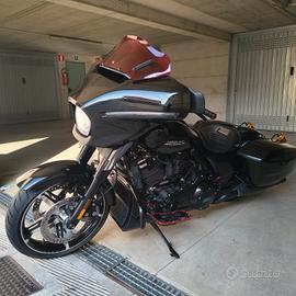 Harley Davidson street glide 24