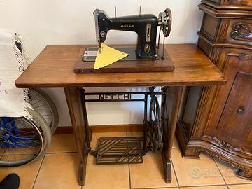 Macchina da cucire aster