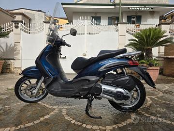 Piaggio Beverly 400