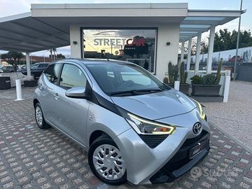 Toyota Aygo 1.0 VVT-i 72 CV 5 porte x-cool