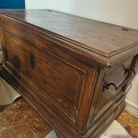 cassapanca in legno noce massello