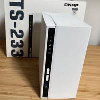 Nass Qnap TS-233 con 16 TB