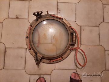 Rarità . Oblò Originale