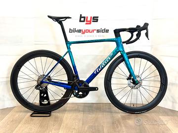 Wilier 0 SLR | Ultegra Di2 | Ruota carbon SWR50