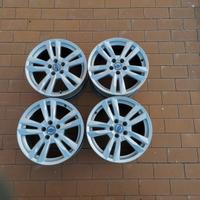 CERCHI IN LEGA VOLVO R.17”