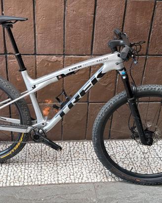 Trek Supercaliber SLR 9.8