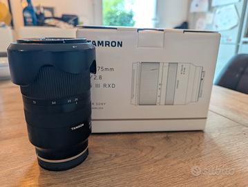 Tamron 28 - 75 f / 2 Di III RXD