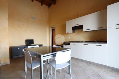 3 LOCALI A TORTORETO