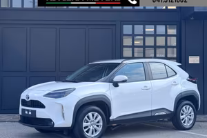 TOYOTA Yaris Cross 1.5 Hybrid 5p. E-CVT Active 1