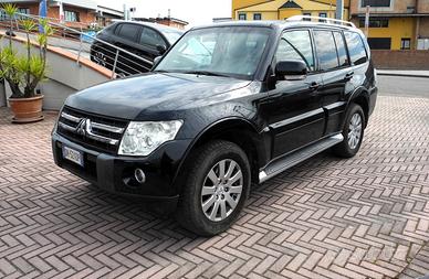 Mitsubishi Pajero 3.2 DI-D 16V 5p. Intense