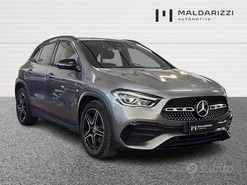 Mercedes-Benz GLA GLA-H247 2020 200 d Premium...