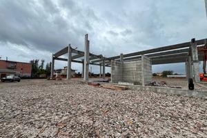 Immobile di 1000 m² con 1 locale a Castello di Cis