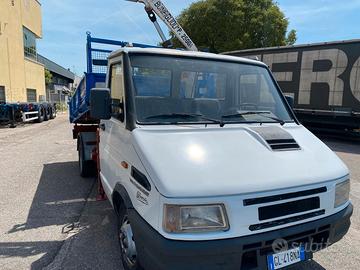 iveco daily 35-10 turbo con gru e ribaltabile 