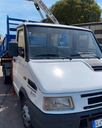 iveco daily 35-10 turbo con gru e ribaltabile 